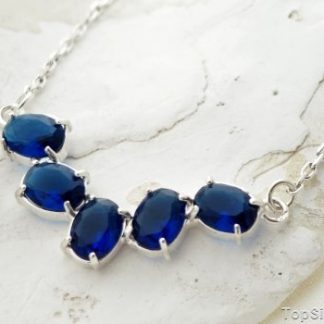 NEW LOOK - srebrny naszyjnik z szafirami