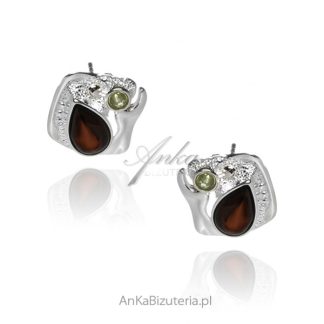 Kolczyki srebrne i  wiśniowym bursztynem i oliwinem