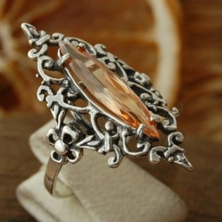 JUNGA - srebrny pierścionek z topazem złocistym