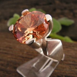 ZENIA - srebrny pierścionek z topazem złocistym