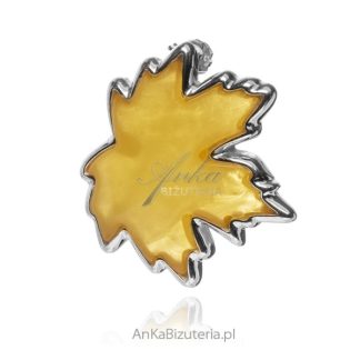 Broszka srebrna z bursztynem liść klonu z żółtym  bursztynem