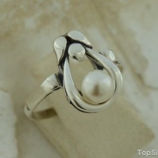 CLARA - srebrny pierścionek z perłą