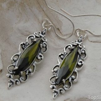 BOSU - srebrne kolczyki z oliwinem