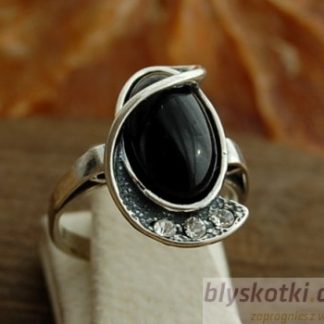 VINCOLA - srebrny pierścionek z onyksem i kryształkami
