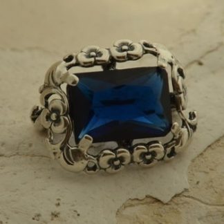 CALABRIA - srebrna broszka z szafirem