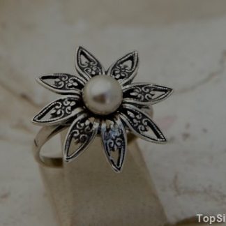 MADONA - srebrny pierścionek z perłami