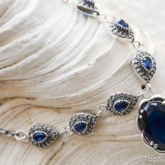 SZAFIROWE ŁZY - srebrny naszyjnik z szafirem