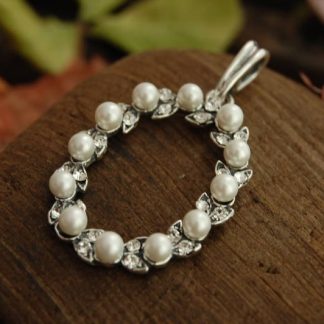 PEARL de LUX - wisiorek z perłą i kryształkami Svarovskiego