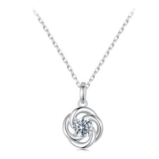 Srebrny naszyjnik zawieszka koniczynka z Moissanitem 0,5 ct srebro 925