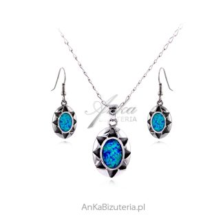 Komplet  biżuteria srebrna z niebieskim opalem