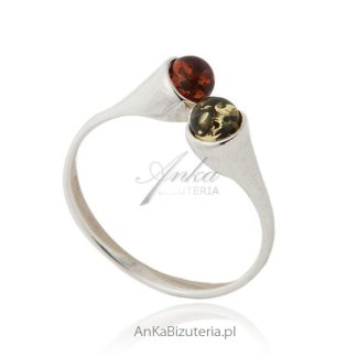 Pierścionek srebrny z bursztynem , rozmiar - 11