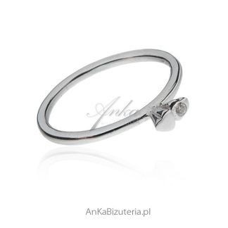 Pierścionek srebrny z cyrkoniamii , rozmiar - 19