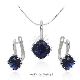 Biżuteria srebrna komplet z szafirową cyrkonią