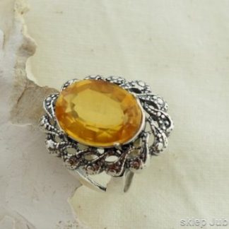 Blask Cejlonu srebrny pierścionek z żółtym szafire