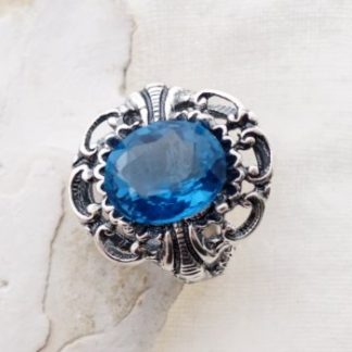 Niebiański Szafir 5.7ct ze Sri Lanki pierścionek